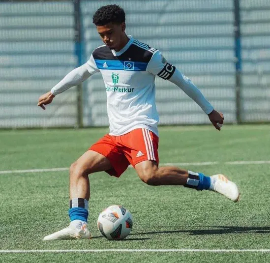 Leonardo García Posadas con el Hamburgo