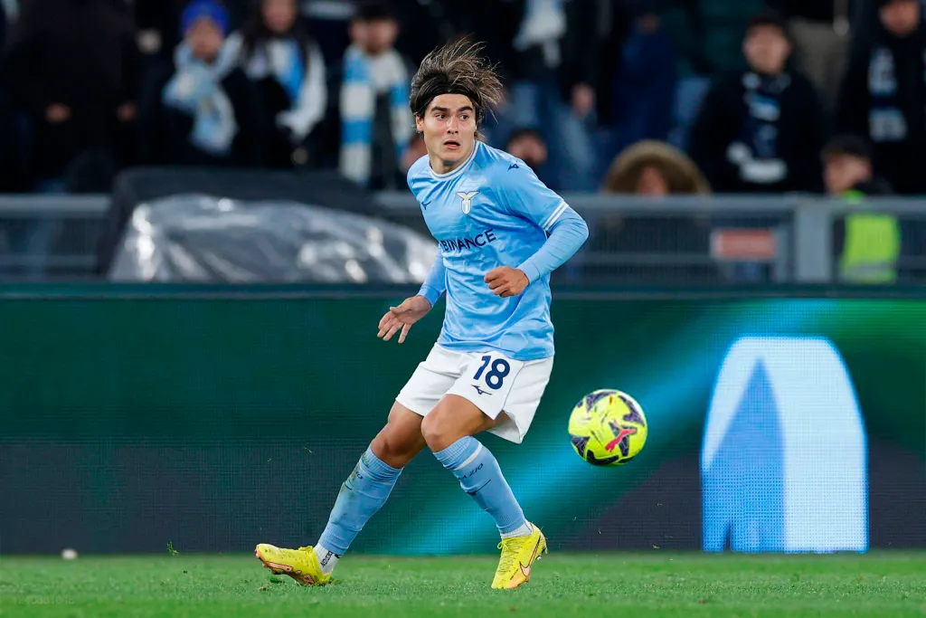 Mascherano lo convocó para reemplazar a Garnacho.