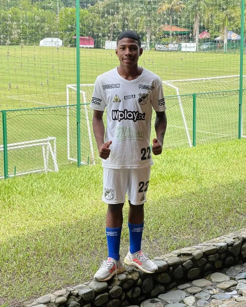 Dawson entrenando con el Deportivo Cali de Colombia (Foto: Plaza Amador)