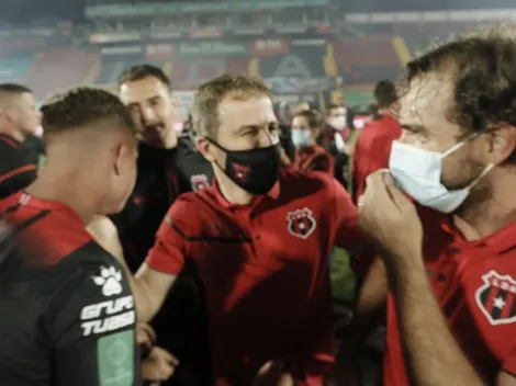 DT de un equipo de Costa Rica revela negociaciones con Alajuelense