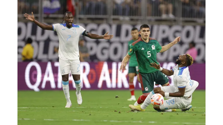 Actuación de un jugador hondureño impresiona a la prensa mexicana