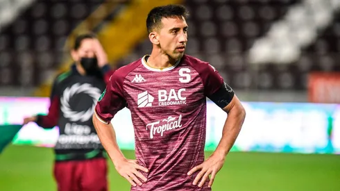 "Ya pesa tener 36 años": Mariano Torres, capitán del Saprissa, empieza a hablar del retiro