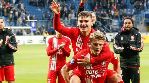 Twente clasifica a competición europea gracias a Manfred Ugalde (Twente)