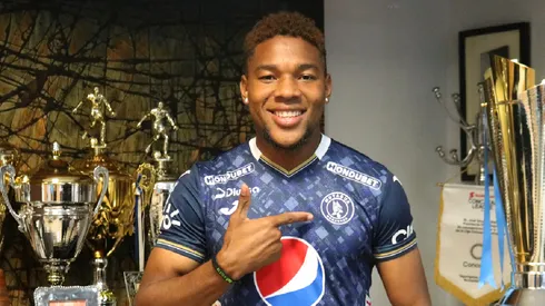 Real España denunciará a Motagua por el fichaje de Yeison Mejía (Motagua)