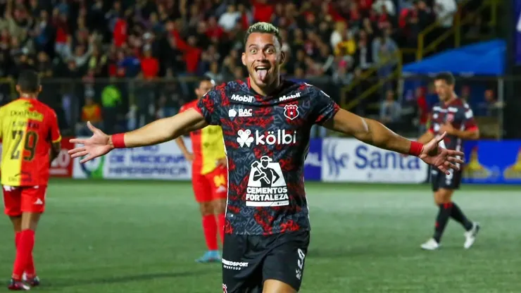 Ángel Tejeda explica por qué no se quedó en Alajuelense