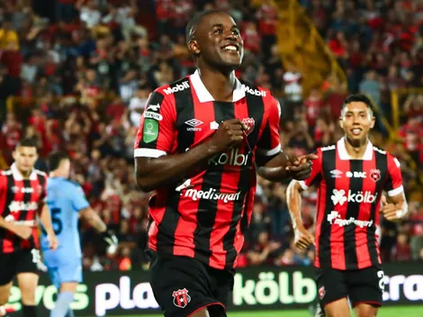 Joel Campbell anotó su primer gol con Alajuelense