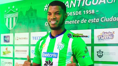 Antigua GFC presentó al panameño Newton Williams