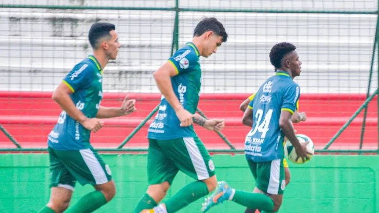 Marathón se refuerza con dos futbolistas de Uruguay