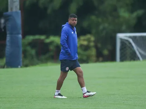 Ronald Gómez involucra a futbolistas de la Sele en su crítica a Suárez