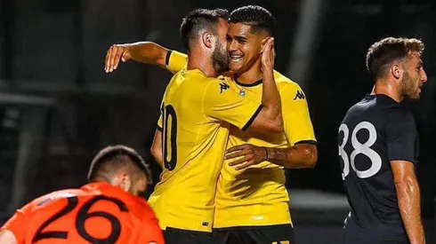 Gol y asistencia de Luis Palma en el triunfo de Aris