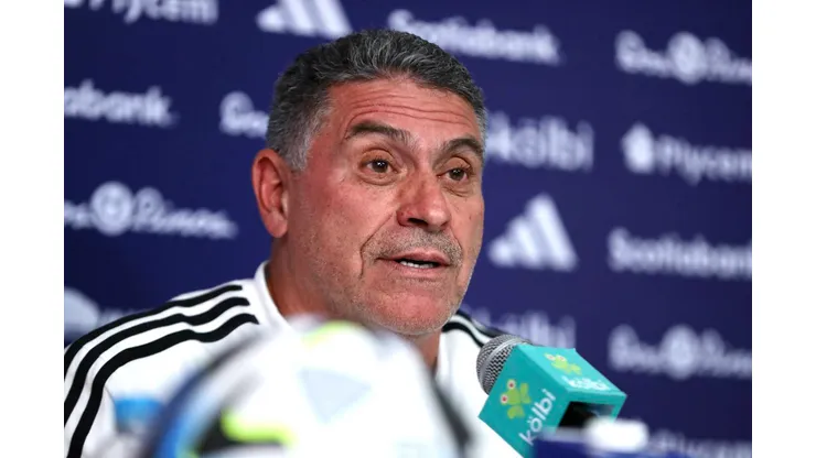 Luis Fernando Suarez no será más el entrenador de Costa Rica.