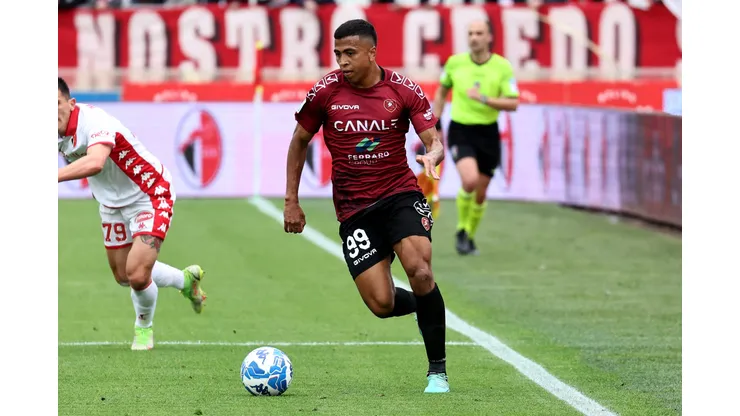 REGGIO CALABRIA, ITALY - MAY 13: Rigoberto Rivas of Reggina during Serie B match played between SSC Bari and Reggina 1914 at Stadio San Nicola on May 13, 2023 in Bari, Italy. (Photo by Maurizio Lagana/Getty Images)