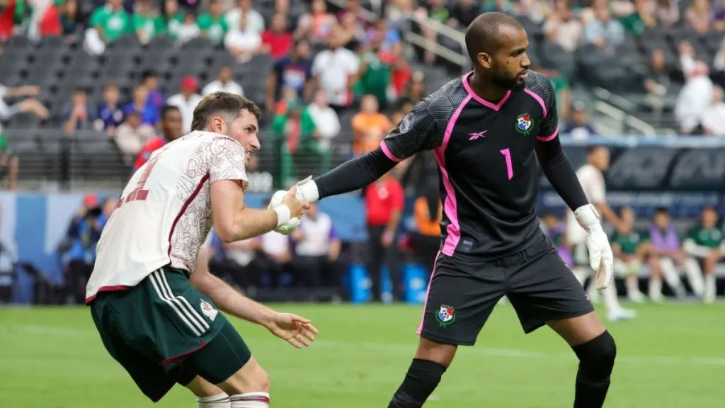 México supera por mucho a Panamá en valores.