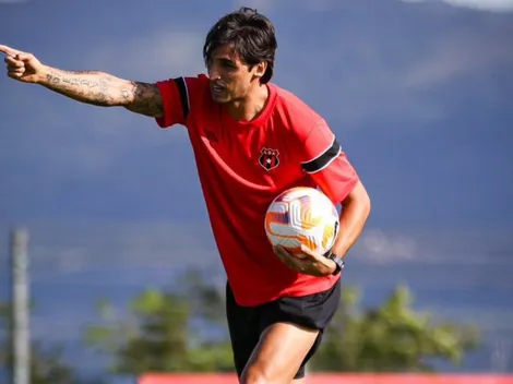 Bryan Ruiz reveló que tipo de entrenador quiere ser