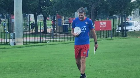 Christiansen se queja por condiciones previas al choque con EEUU