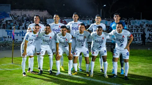 Narciso Orellana renovó con Alianza: los dos referentes que aún no pusieron la firma.