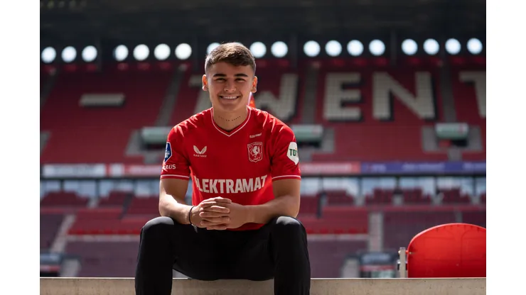 Gran noticia para Costa Rica por parte de Manfred Ugalde desde Europa