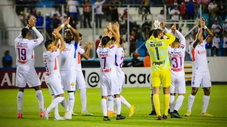Olimpia venció a Xelajú por 2-0 en la Copa Centroamericana