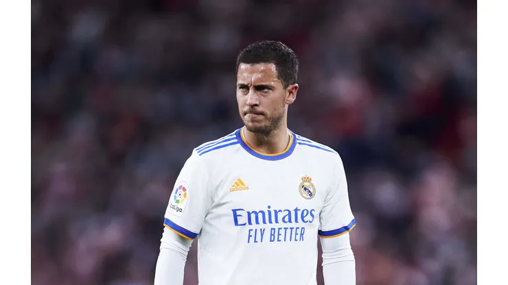 BILBAO, SPAIN - DECEMBER 22: Eden Hazard of Real Madrid reacts during the LaLiga Santander match between Athletic Club and Real Madrid CF at San Mames Stadium on December 22, 2021 in Bilbao, Spain. (Photo by Juan Manuel Serrano Arce/Getty Images)