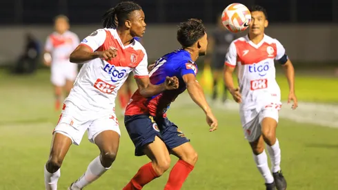 Juan Barrera le puso la firma a un histórico triunfo de Real Estelí sobre FAS.