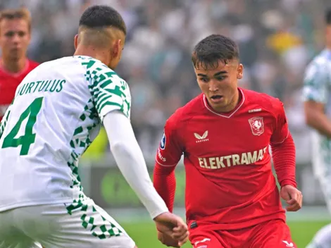 Twente de Manfred Ugalde avanza de ronda de la Conference League en los tiempos extras