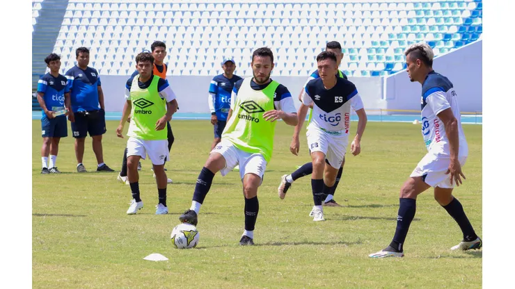 Hay nuevos futbolistas en la convocatoria de El Salvador.