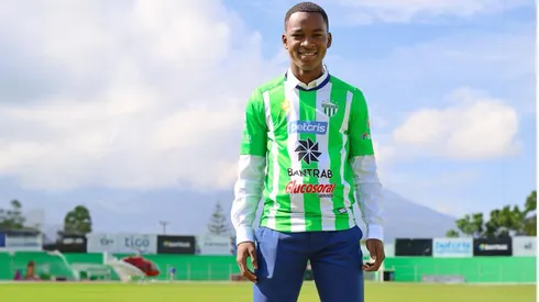 Antigua GFC presentó a la nueva joya del futbol de Guatemala
