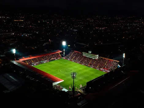Fuerte decisión: Alajuelense veta de su estadio a importante periodista