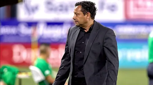 Jeaustin Campos habló sobre la posibilidad de dirigir a Costa Rica.