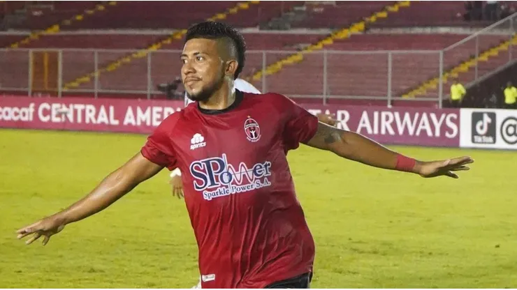 Así juega el nuevo lateral de Marco Figueroa