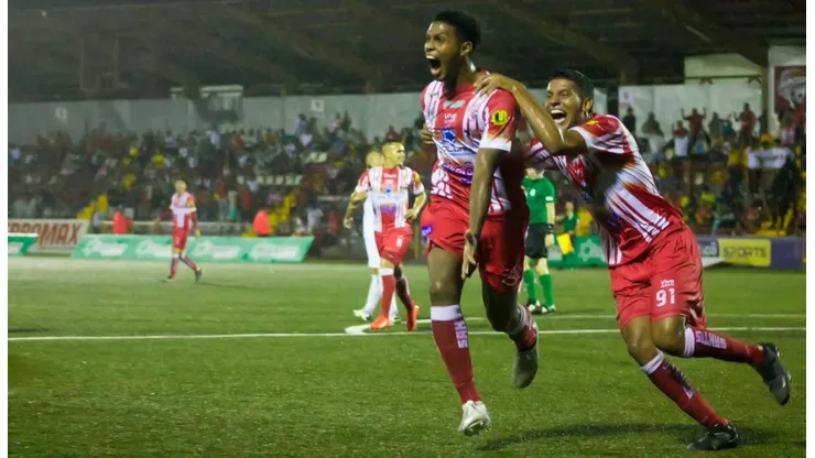 ¡Directo al Premio Puskás! El golazo del panameño Óscar Lintón en Costa Rica [VIDEO]