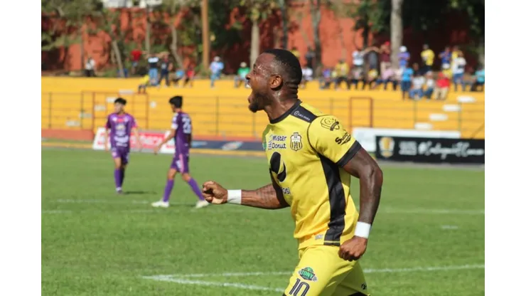 Trinidad y Tobago sufre una baja en la Liga de Naciones Concacaf antes de enfrentar a El Salvador