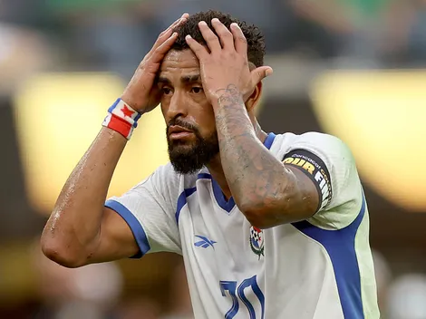 Aníbal Godoy destruyó el estado del campo de juego de la U