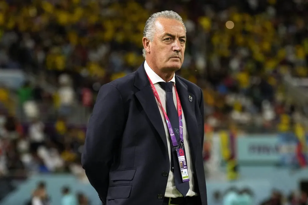 Ecuador’s head coach Gustavo Alfaro watches his team during the World Cup group A soccer match between Ecuador and Senegal, at the Khalifa International Stadium in Doha, Qatar, Tuesday, Nov. 29, 2022. (AP Photo/Francisco Seco)