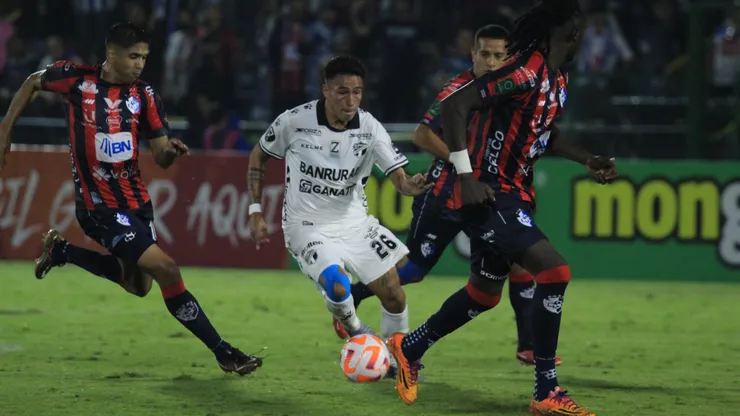 Cartaginés le aguó la fiesta a Comunicaciones y sigue con vida en el repechaje (VIDEO)