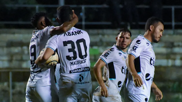 Alianza jugará FAS con muchos futbolistas importantes afuera.