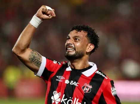 Michael Barrantes habló de las posibilidades que tiene de renovar su contrato en Alajuelense