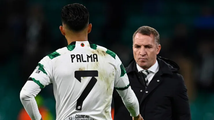 Técnico de Celtic se rinde ante Luis Palma tras su asistencia en el triunfo de su equipo