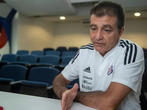 Oficial: la Federación Costarricense de Fútbol tomó una decisión sobre Claudio Vivas