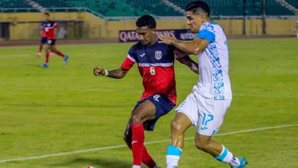 Honduras empato 0-0 contra Cuba en Santo Domingo, República Dominicana.