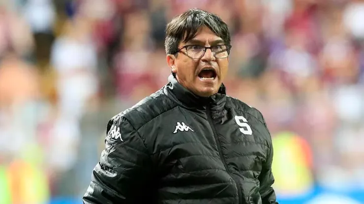 Vladimir Quesada no tiene miedo de hablar de su futuro con Deportivo Saprissa