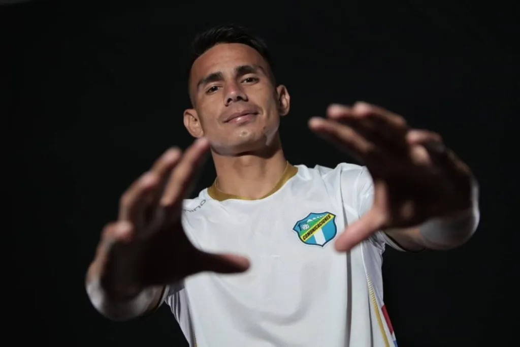 Andrés Lezcano con Comunicaciones