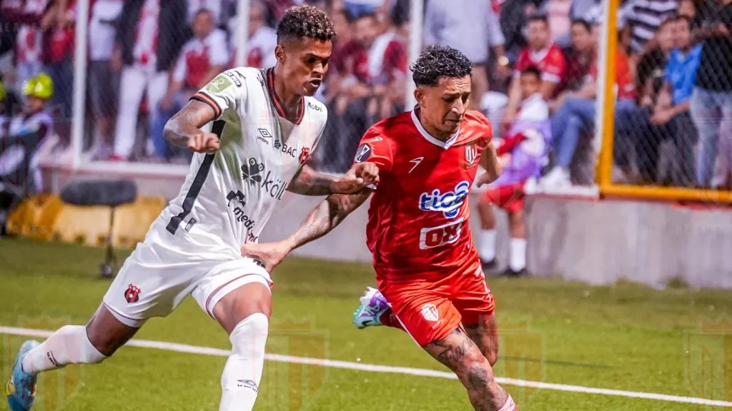 Real Estelí en la ida contra. Alajuelense