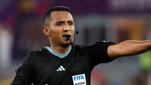 Iván Barton será sancionado por varios errores arbitrales.