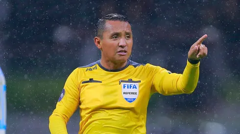 Iván Barton fue muy criticado por el tiempo adicionado.