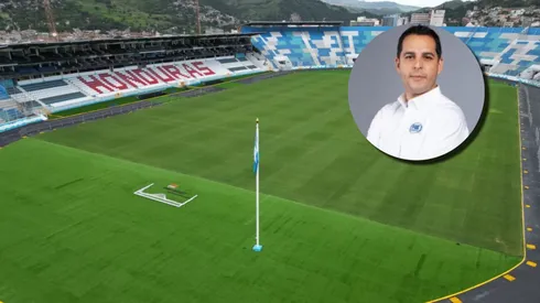 Periodista mexicano se impresiona por el estado del campo de juego.