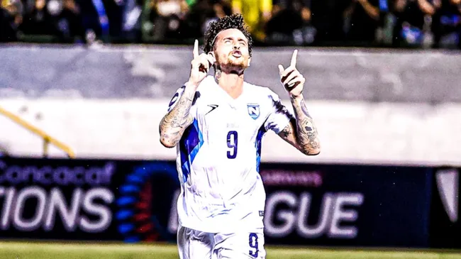 El atacante del SJK Seinäjoki de Finlandia, celebrandon uno de las dos dianas que convirtió ante Barbados. (Foto: La Azul y Blanco)