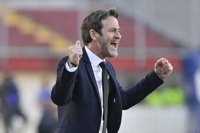 Thomas Christiansen llenó de elogios a Joel Campbell