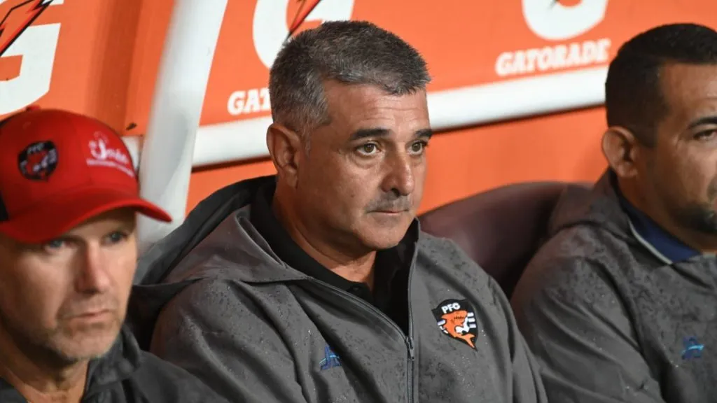 Diego Vásquez se fue tras los malos resultados.