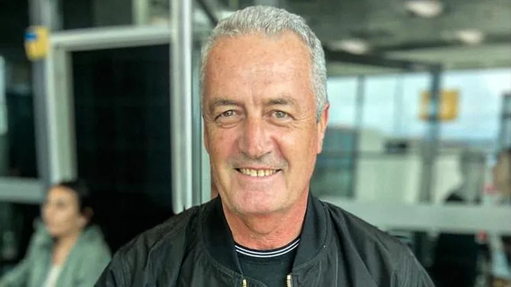 Gustavo Alfaro llegó a Costa Rica para ser presentado como nuevo técnico de la Selección Nacional